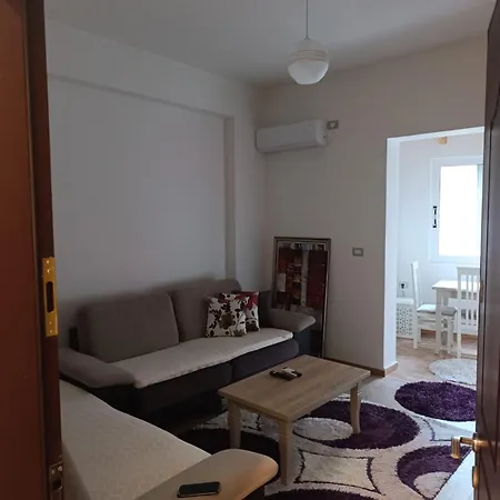 Deivis House Гостевой дом Гирокастра
